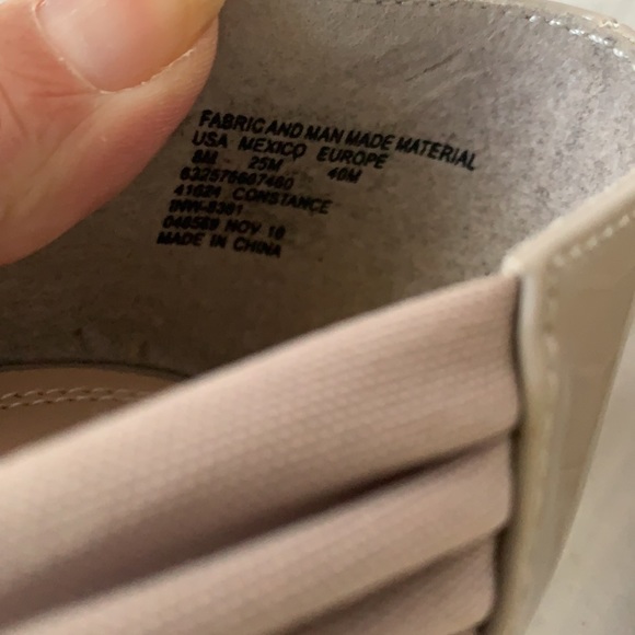 Apostrophe Taupe Peep Toe Pumps 8M - Picture 10 of 13